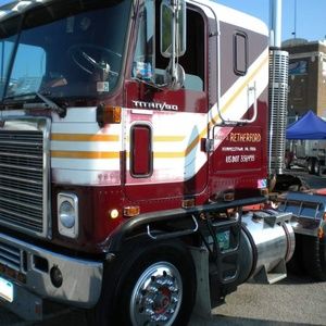 Meet your Posher, Richard